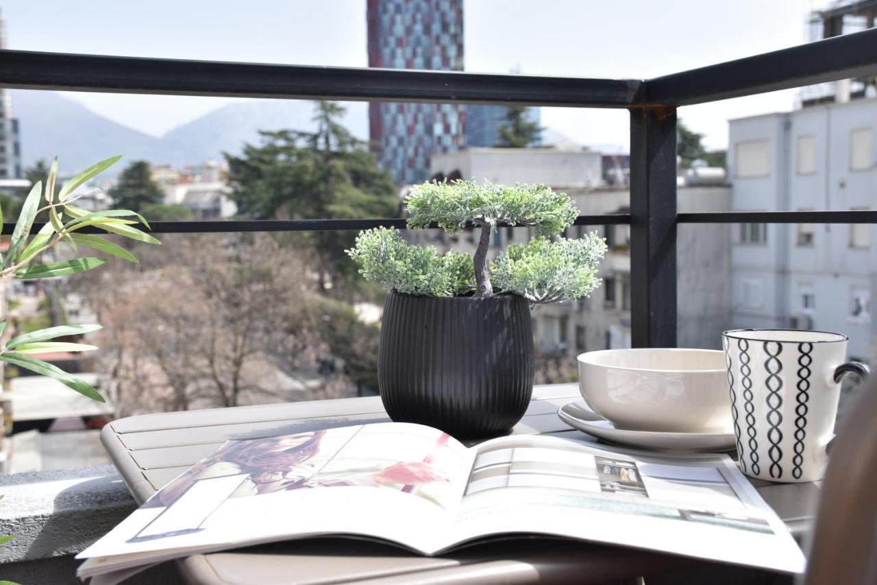 Urban Stay Tirana Deluxe Esterno foto