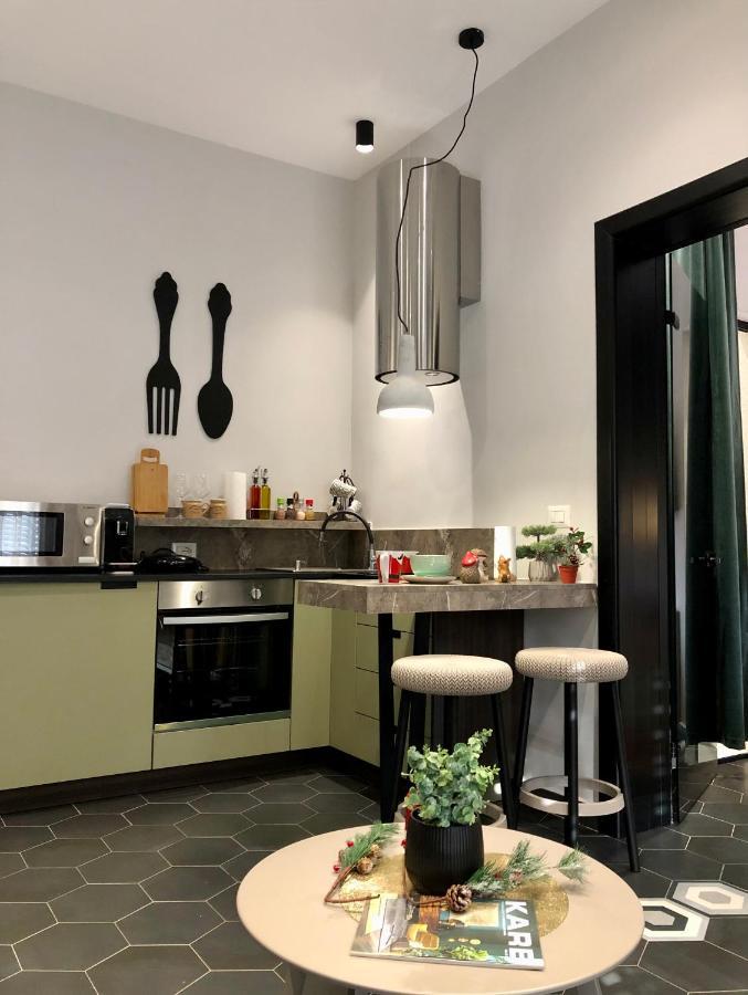 Urban Stay Tirana Deluxe Esterno foto